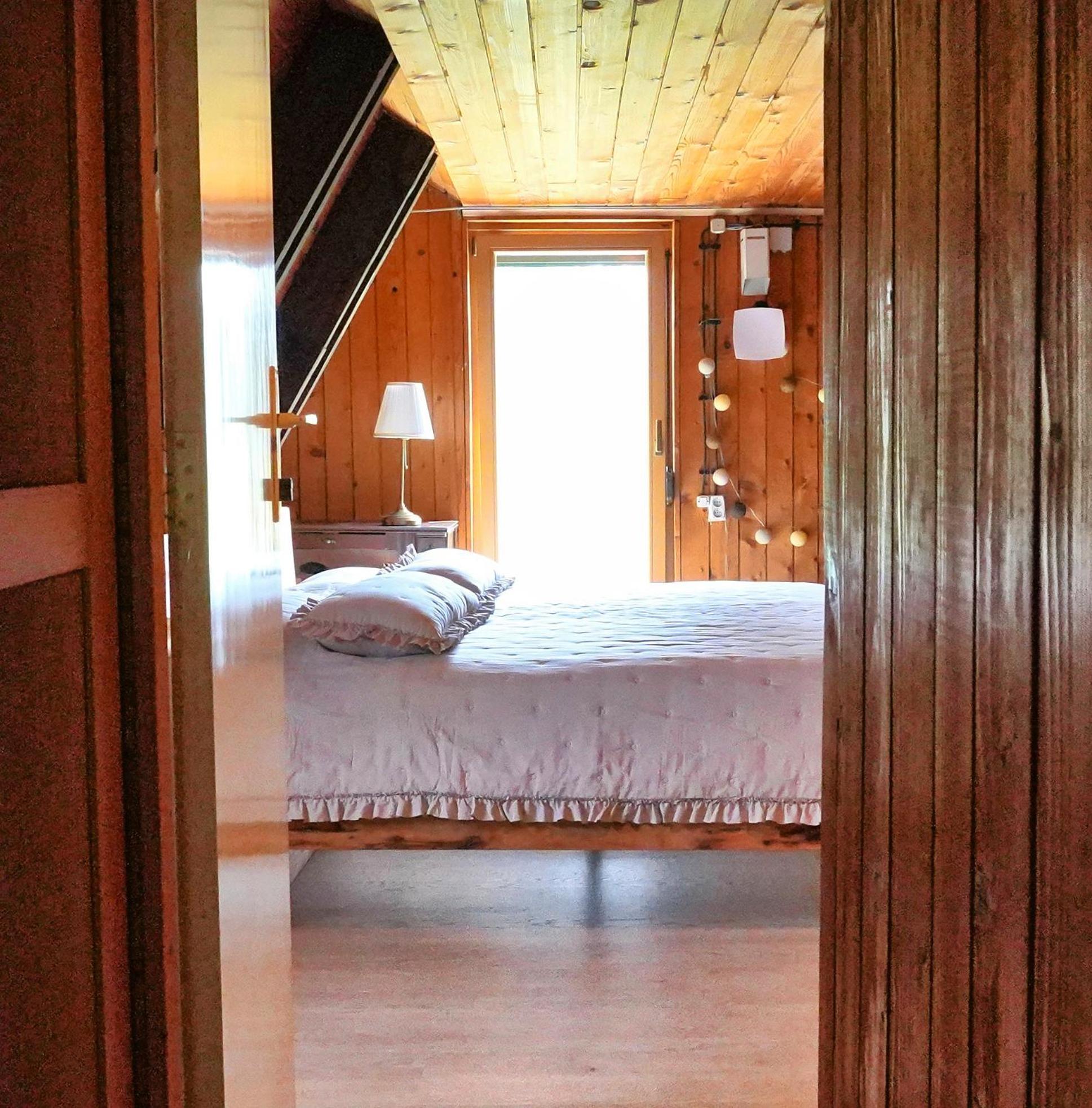Of Peace, Ljubljana Area Chalet Rakitna